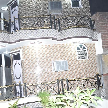 Hotel Pari ชลันธระ ภายนอก รูปภาพ