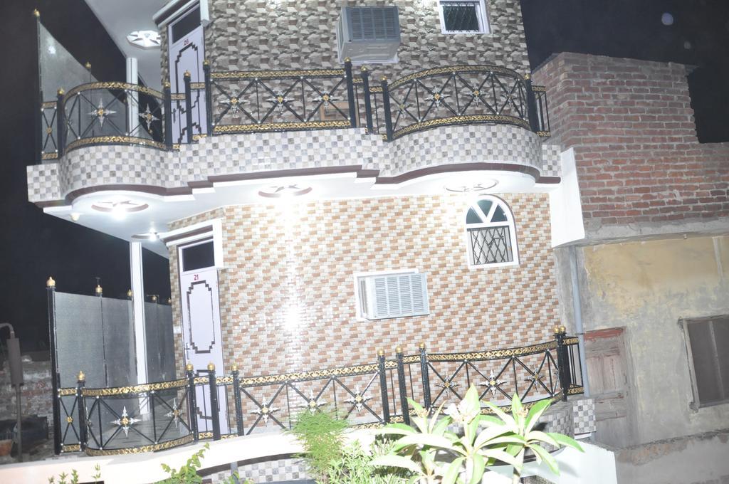 Hotel Pari ชลันธระ ภายนอก รูปภาพ